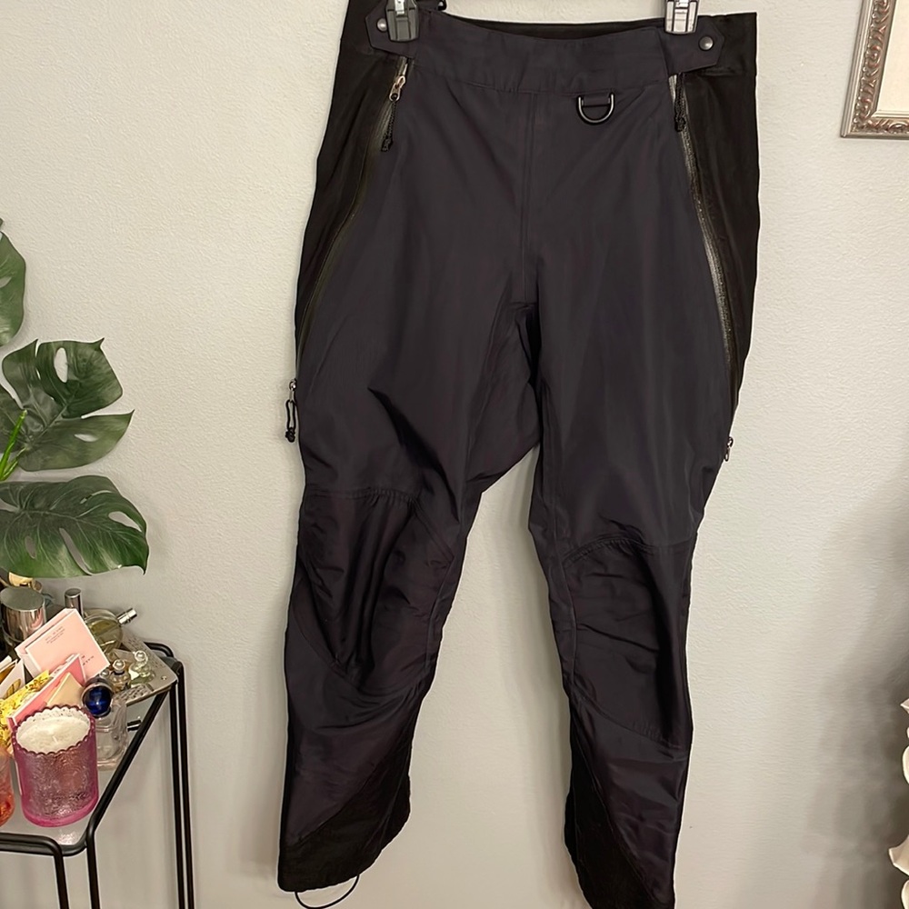 LL Bean Womens Size Medium Petite Black Gore-Tex Water Proof Snow Pants